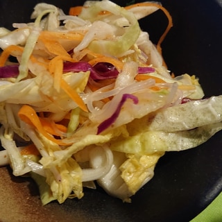 カット野菜で簡単サラダ